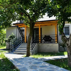 Nicolaus Hidden Gem Vakantiehuis Shkodër